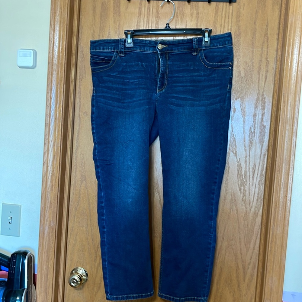 Chico’s so slimming jeans